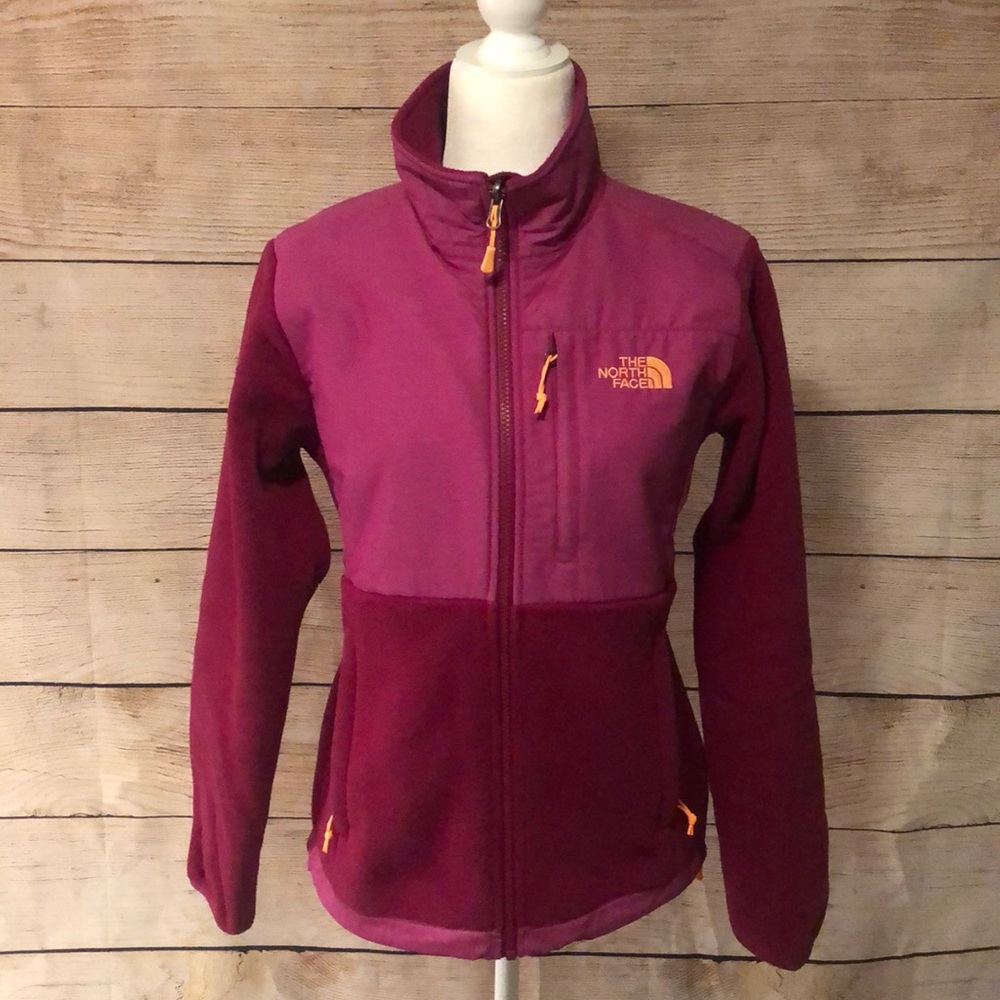 ❄️North Face Polartec hot pink fleece jacket ❄️